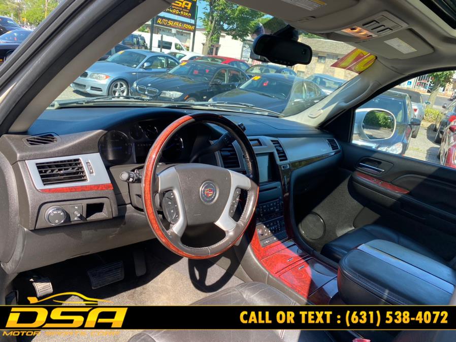 2007 Cadillac Escalade AWD 4dr, available for sale in Commack, New York | DSA Motor Sports Corp. Commack, New York 2007 Cadillac Escalade AWD 4dr, available for sale in Commack, New York | DSA Motor Sports Corp. Commack, New York