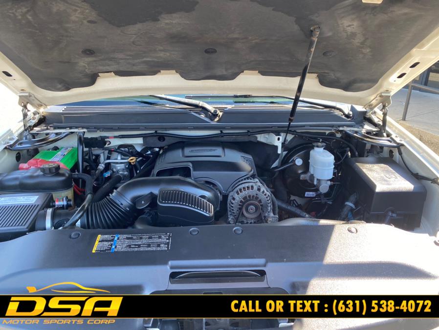 2007 Cadillac Escalade AWD 4dr, available for sale in Commack, New York | DSA Motor Sports Corp. Commack, New York 2007 Cadillac Escalade AWD 4dr, available for sale in Commack, New York | DSA Motor Sports Corp. Commack, New York