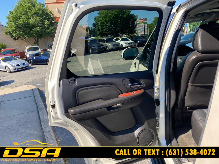 2007 Cadillac Escalade AWD 4dr, available for sale in Commack, New York | DSA Motor Sports Corp. Commack, New York 2007 Cadillac Escalade AWD 4dr, available for sale in Commack, New York | DSA Motor Sports Corp. Commack, New York