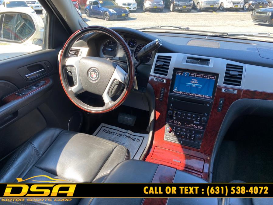 2007 Cadillac Escalade AWD 4dr, available for sale in Commack, New York | DSA Motor Sports Corp. Commack, New York 2007 Cadillac Escalade AWD 4dr, available for sale in Commack, New York | DSA Motor Sports Corp. Commack, New York