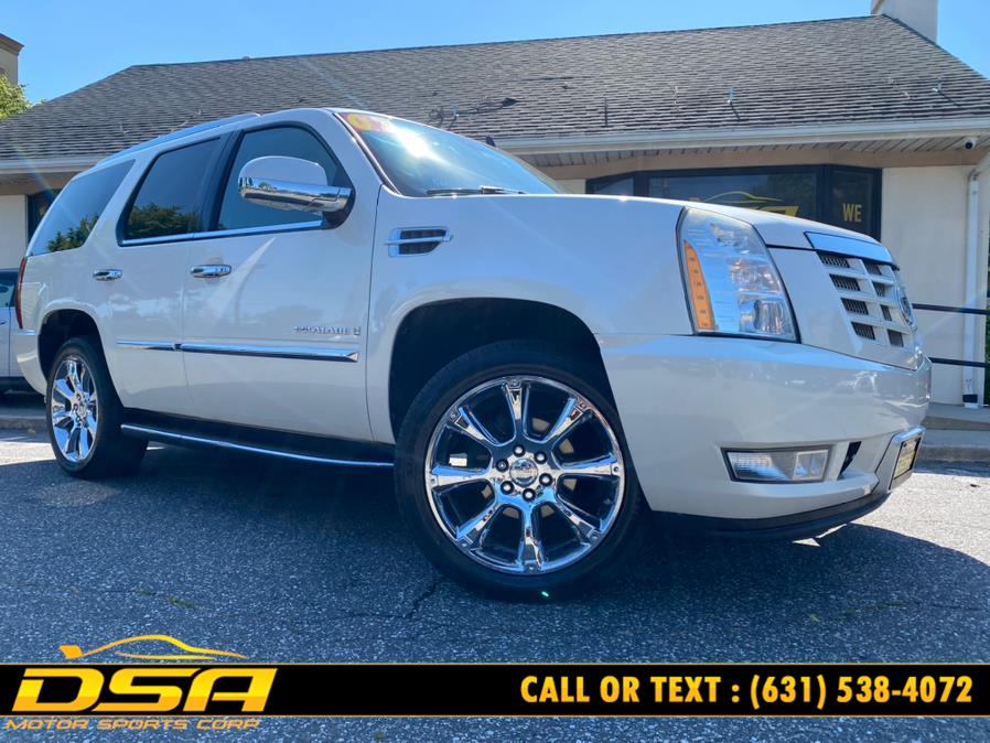 2007 Cadillac Escalade AWD 4dr, available for sale in Commack, New York | DSA Motor Sports Corp. Commack, New York 2007 Cadillac Escalade AWD 4dr, available for sale in Commack, New York | DSA Motor Sports Corp. Commack, New York