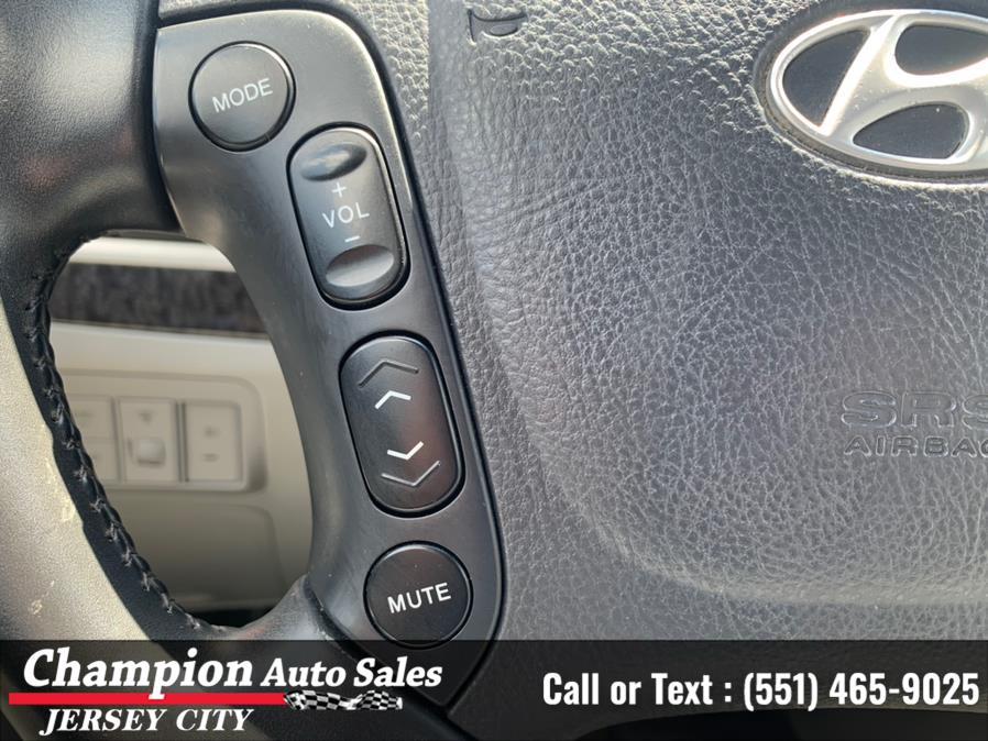 2009 Hyundai Santa Fe AWD 4dr Auto SE, available for sale in Jersey City, New Jersey | Champion Auto Sales. Jersey City, New Jersey 2009 Hyundai Santa Fe AWD 4dr Auto SE, available for sale in Jersey City, New Jersey | Champion Auto Sales. Jersey City, New Jersey