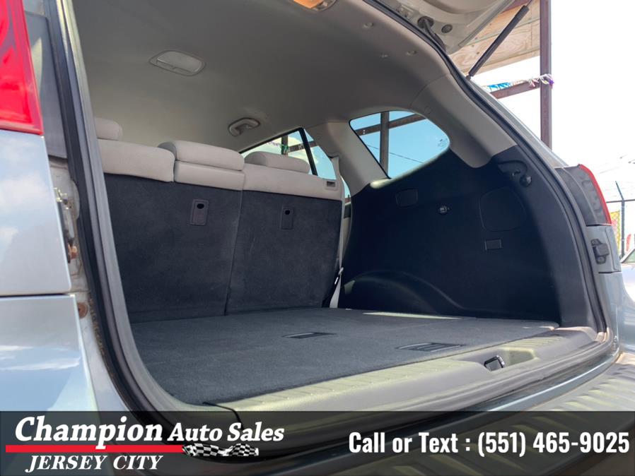 2009 Hyundai Santa Fe AWD 4dr Auto SE, available for sale in Jersey City, New Jersey | Champion Auto Sales. Jersey City, New Jersey 2009 Hyundai Santa Fe AWD 4dr Auto SE, available for sale in Jersey City, New Jersey | Champion Auto Sales. Jersey City, New Jersey