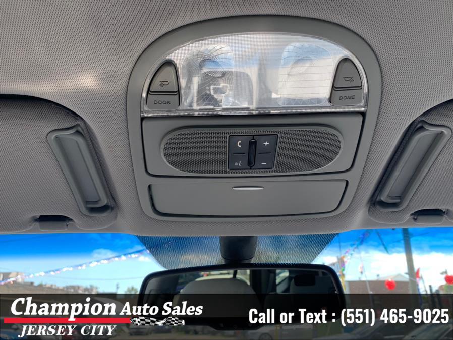 2009 Hyundai Santa Fe AWD 4dr Auto SE, available for sale in Jersey City, New Jersey | Champion Auto Sales. Jersey City, New Jersey 2009 Hyundai Santa Fe AWD 4dr Auto SE, available for sale in Jersey City, New Jersey | Champion Auto Sales. Jersey City, New Jersey