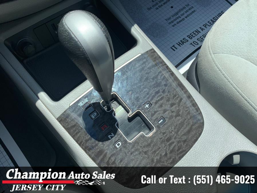Used Hyundai Santa Fe AWD 4dr Auto SE 2009 | Champion Auto Sales. Jersey City, New Jersey
