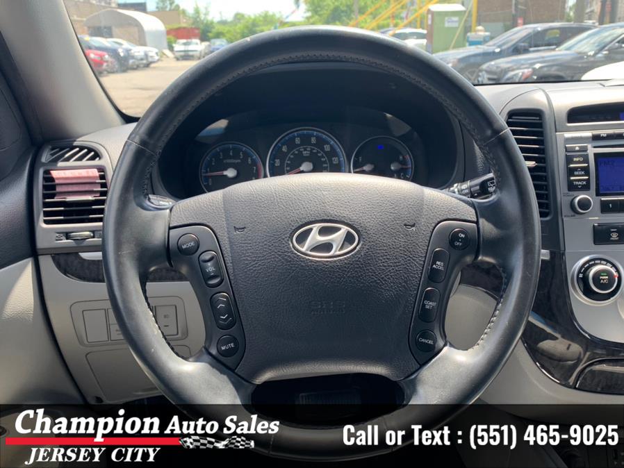 Used Hyundai Santa Fe AWD 4dr Auto SE 2009 | Champion Auto Sales of JC. Jersey City, New Jersey Used Hyundai Santa Fe AWD 4dr Auto SE 2009 | Champion Auto Sales of JC. Jersey City, New Jersey