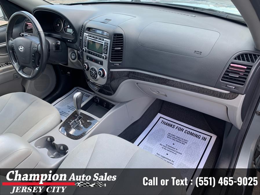 Used Hyundai Santa Fe AWD 4dr Auto SE 2009 | Champion Auto Sales of JC. Jersey City, New Jersey Used Hyundai Santa Fe AWD 4dr Auto SE 2009 | Champion Auto Sales of JC. Jersey City, New Jersey