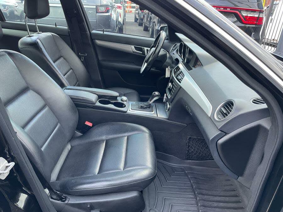 Used Mercedes-Benz C-Class 4dr Sdn C300 Sport 4MATIC 2014 | First World Auto. Jamaica, New York Used Mercedes-Benz C-Class 4dr Sdn C300 Sport 4MATIC 2014 | First World Auto. Jamaica, New York