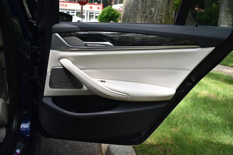 2018 BMW 5 Series 540i xDrive AWD 4dr Sedan, available for sale in Great Neck, New York | Camy Cars. Great Neck, New York 2018 BMW 5 Series 540i xDrive AWD 4dr Sedan, available for sale in Great Neck, New York | Camy Cars. Great Neck, New York
