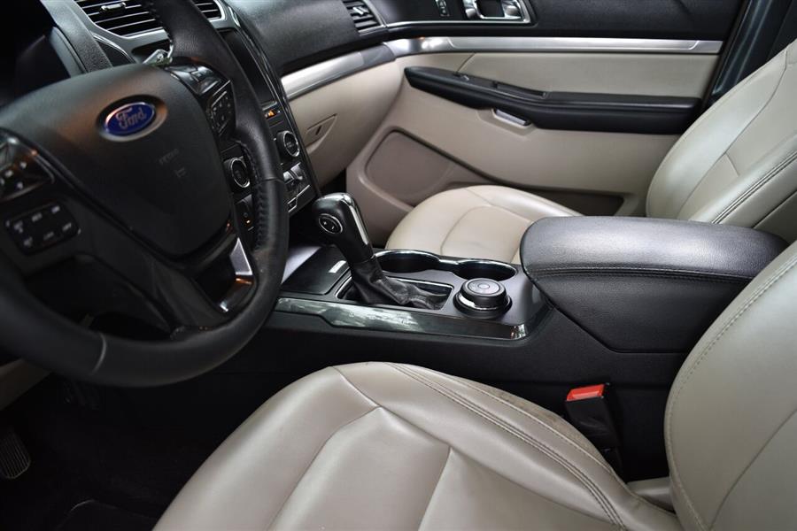 2019 Ford Explorer XLT AWD 4dr SUV, available for sale in Great Neck, New York | Camy Cars. Great Neck, New York 2019 Ford Explorer XLT AWD 4dr SUV, available for sale in Great Neck, New York | Camy Cars. Great Neck, New York