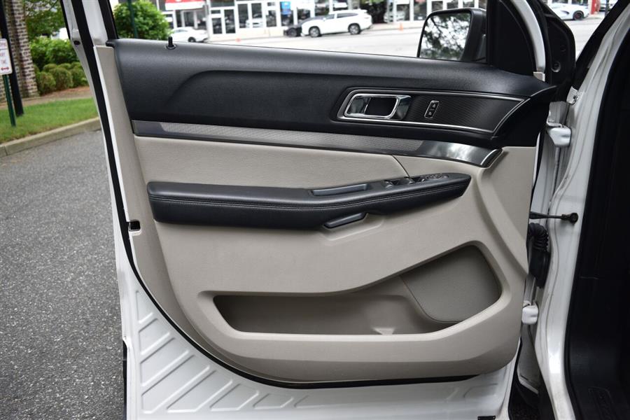 2019 Ford Explorer XLT AWD 4dr SUV, available for sale in Great Neck, New York | Camy Cars. Great Neck, New York 2019 Ford Explorer XLT AWD 4dr SUV, available for sale in Great Neck, New York | Camy Cars. Great Neck, New York