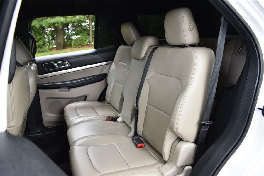 2019 Ford Explorer XLT AWD 4dr SUV, available for sale in Great Neck, New York | Camy Cars. Great Neck, New York 2019 Ford Explorer XLT AWD 4dr SUV, available for sale in Great Neck, New York | Camy Cars. Great Neck, New York