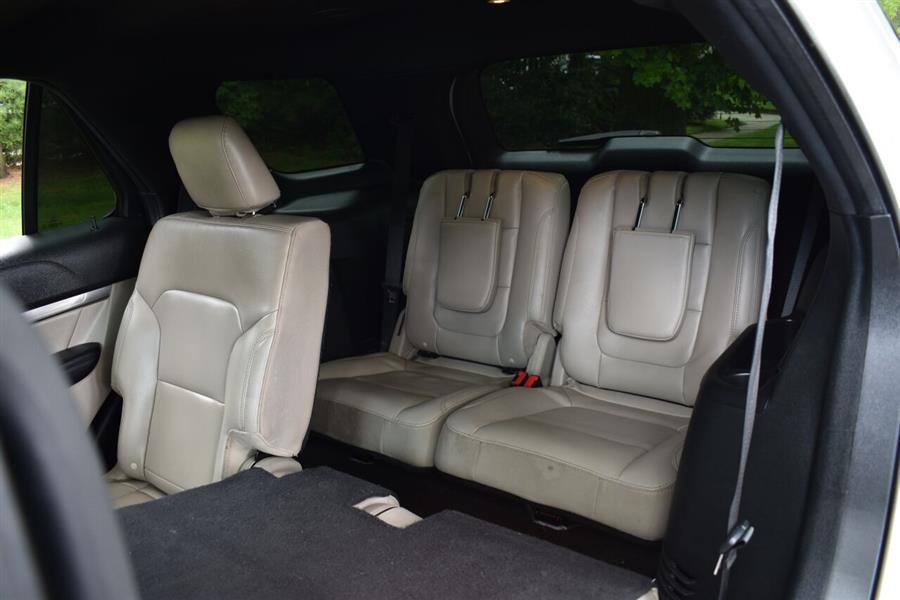 2019 Ford Explorer XLT AWD 4dr SUV, available for sale in Great Neck, New York | Camy Cars. Great Neck, New York 2019 Ford Explorer XLT AWD 4dr SUV, available for sale in Great Neck, New York | Camy Cars. Great Neck, New York