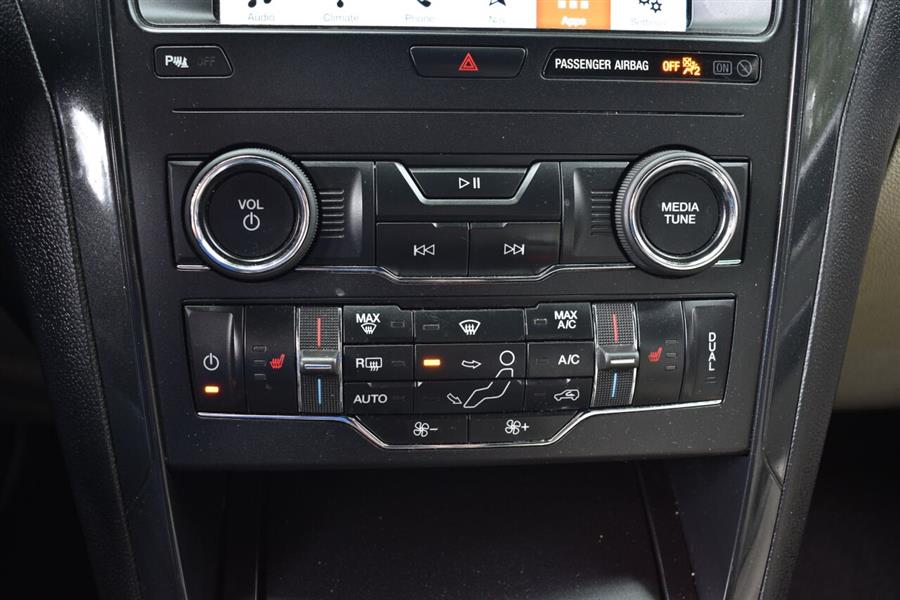 2019 Ford Explorer XLT AWD 4dr SUV, available for sale in Great Neck, New York | Camy Cars. Great Neck, New York 2019 Ford Explorer XLT AWD 4dr SUV, available for sale in Great Neck, New York | Camy Cars. Great Neck, New York