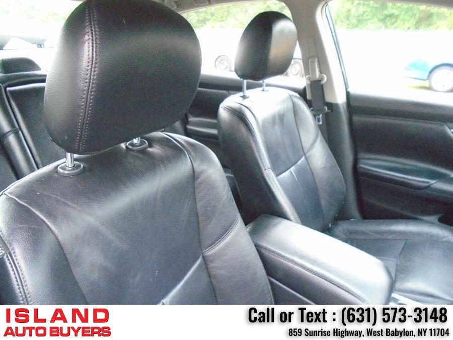 Used Nissan Altima 2.5 S 4dr Sedan 2013 | Island Auto Buyers. West Babylon, New York Used Nissan Altima 2.5 S 4dr Sedan 2013 | Island Auto Buyers. West Babylon, New York