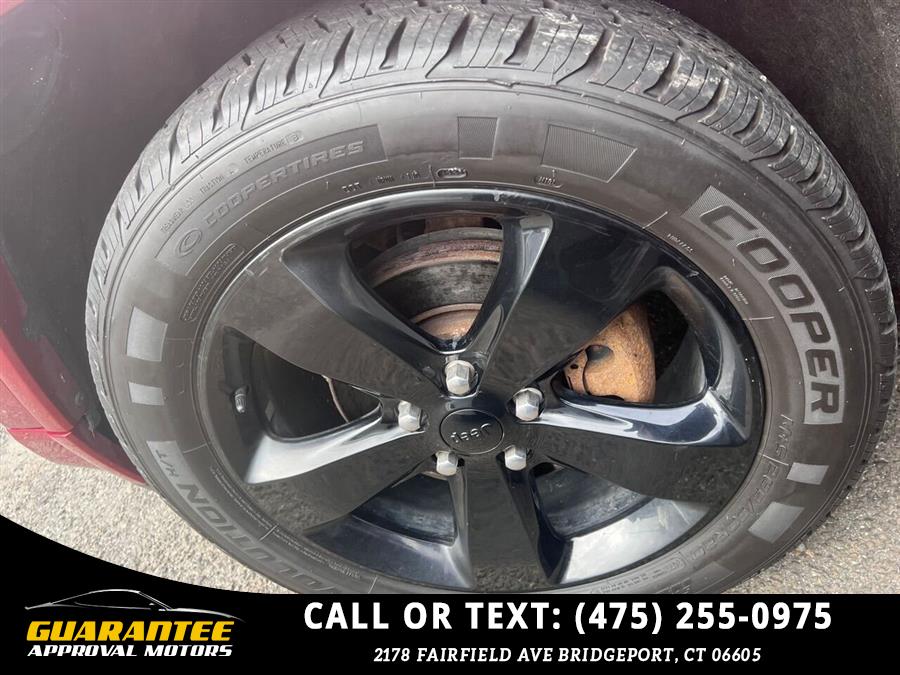 Used Jeep Grand Cherokee Altitude 4x4 4dr SUV 2015 | Guarantee Approval Motors. Bridgeport, Connecticut Used Jeep Grand Cherokee Altitude 4x4 4dr SUV 2015 | Guarantee Approval Motors. Bridgeport, Connecticut