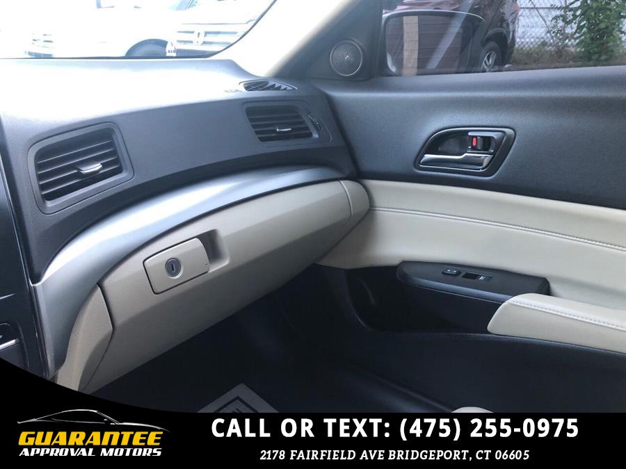 2016 Acura Ilx w/Premium 4dr Sedan Package, available for sale in Bridgeport, Connecticut | Guarantee Approval Motors. Bridgeport, Connecticut 2016 Acura Ilx w/Premium 4dr Sedan Package, available for sale in Bridgeport, Connecticut | Guarantee Approval Motors. Bridgeport, Connecticut