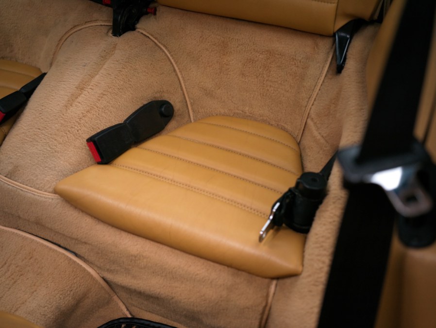 Used Porsche 911 Carrera 2dr Coupe 4-Spd Turbo 1987 | Meccanic Shop North Inc. North Salem, New York Used Porsche 911 Carrera 2dr Coupe 4-Spd Turbo 1987 | Meccanic Shop North Inc. North Salem, New York