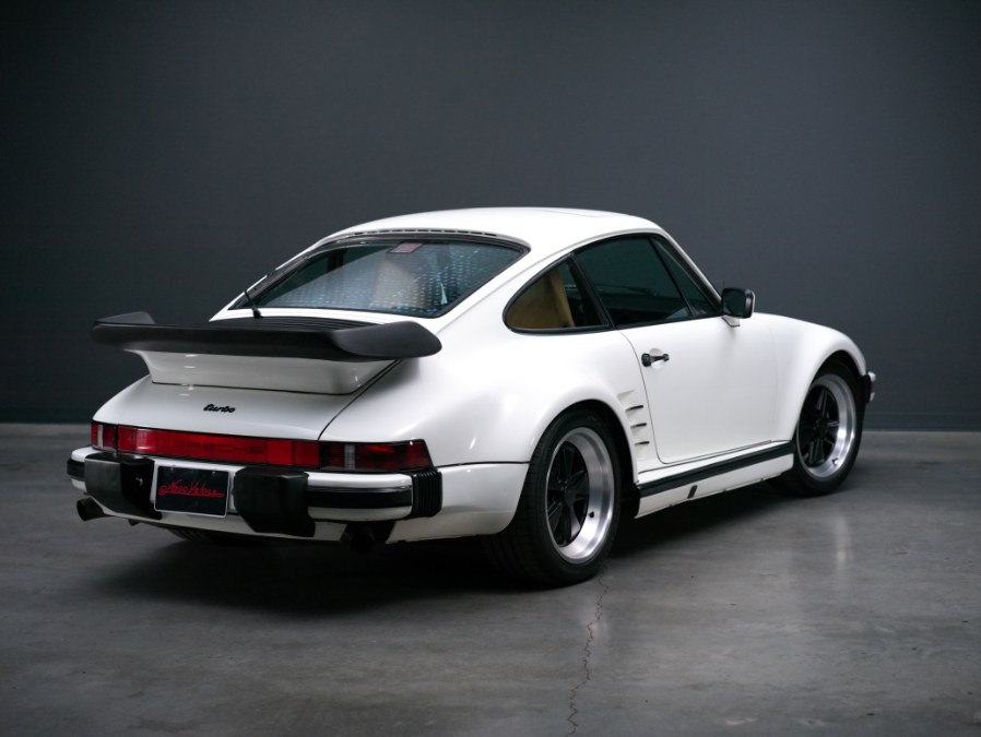 Used Porsche 911 Carrera 2dr Coupe 4-Spd Turbo 1987 | Meccanic Shop North Inc. North Salem, New York Used Porsche 911 Carrera 2dr Coupe 4-Spd Turbo 1987 | Meccanic Shop North Inc. North Salem, New York