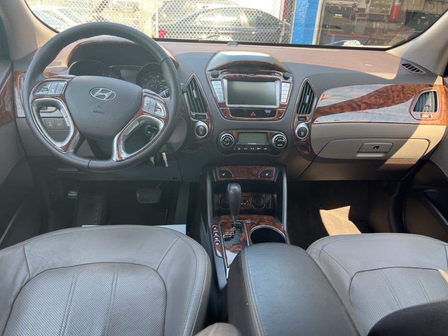 Used Hyundai Tucson AWD 4dr Auto Limited 2011 | Harbor View Auto Sales LLC. Stamford, Connecticut Used Hyundai Tucson AWD 4dr Auto Limited 2011 | Harbor View Auto Sales LLC. Stamford, Connecticut