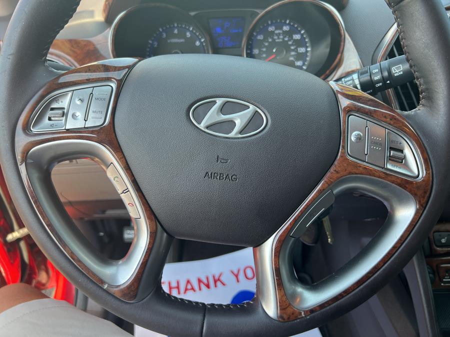 Used Hyundai Tucson AWD 4dr Auto Limited 2011 | Harbor View Auto Sales LLC. Stamford, Connecticut Used Hyundai Tucson AWD 4dr Auto Limited 2011 | Harbor View Auto Sales LLC. Stamford, Connecticut