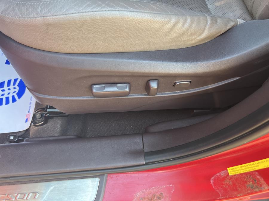 Used Hyundai Tucson AWD 4dr Auto Limited 2011 | Harbor View Auto Sales LLC. Stamford, Connecticut Used Hyundai Tucson AWD 4dr Auto Limited 2011 | Harbor View Auto Sales LLC. Stamford, Connecticut
