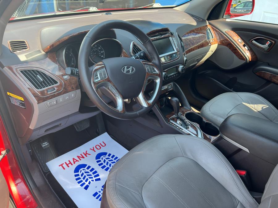 Used Hyundai Tucson AWD 4dr Auto Limited 2011 | Harbor View Auto Sales LLC. Stamford, Connecticut Used Hyundai Tucson AWD 4dr Auto Limited 2011 | Harbor View Auto Sales LLC. Stamford, Connecticut