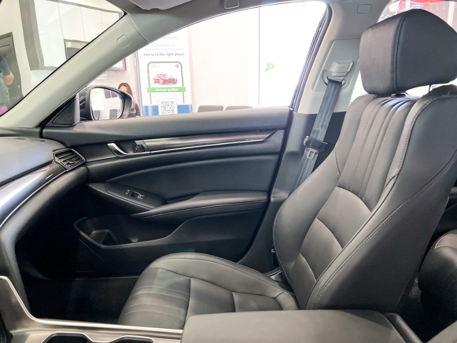 2021 Honda Accord Sedan Sport SE 1.5T CVT, available for sale in Franklin Square, New York | Luxury Motor Club. Franklin Square, New York 2021 Honda Accord Sedan Sport SE 1.5T CVT, available for sale in Franklin Square, New York | Luxury Motor Club. Franklin Square, New York
