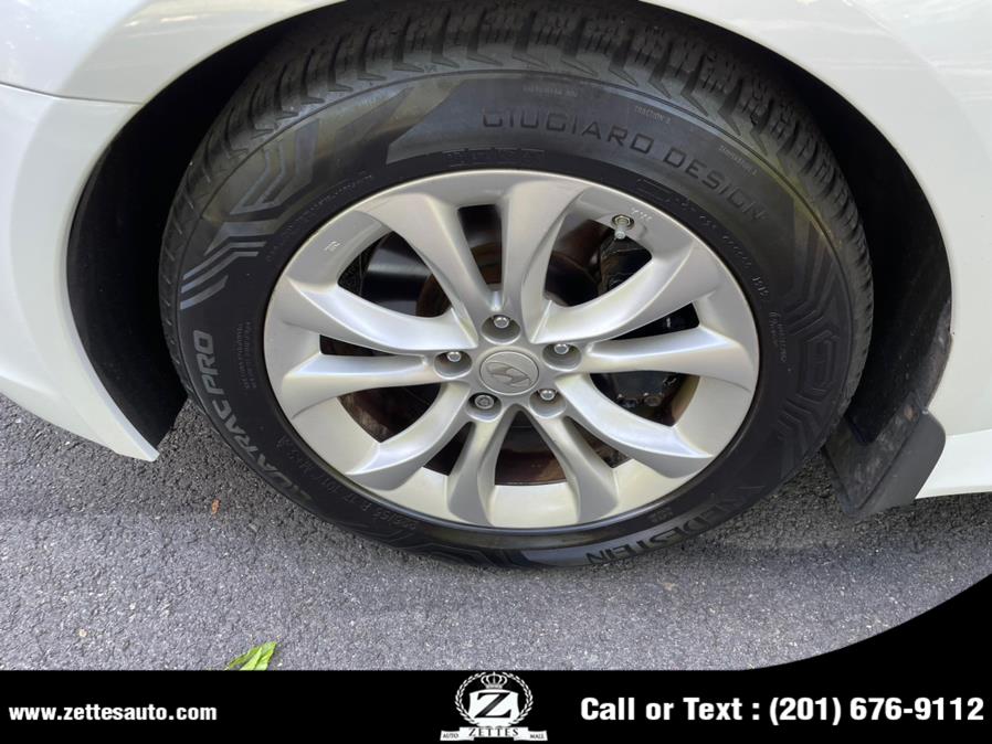 2013 Hyundai Genesis 4dr Sdn V6 3.8L, available for sale in Jersey City, New Jersey | Zettes Auto Mall. Jersey City, New Jersey 2013 Hyundai Genesis 4dr Sdn V6 3.8L, available for sale in Jersey City, New Jersey | Zettes Auto Mall. Jersey City, New Jersey