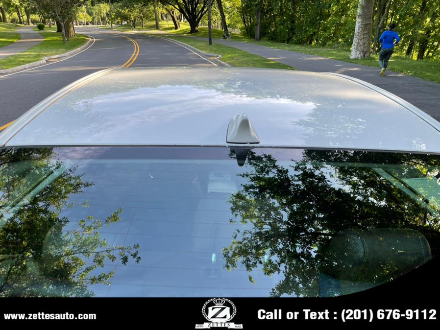 2013 Hyundai Genesis 4dr Sdn V6 3.8L, available for sale in Jersey City, New Jersey | Zettes Auto Mall. Jersey City, New Jersey 2013 Hyundai Genesis 4dr Sdn V6 3.8L, available for sale in Jersey City, New Jersey | Zettes Auto Mall. Jersey City, New Jersey