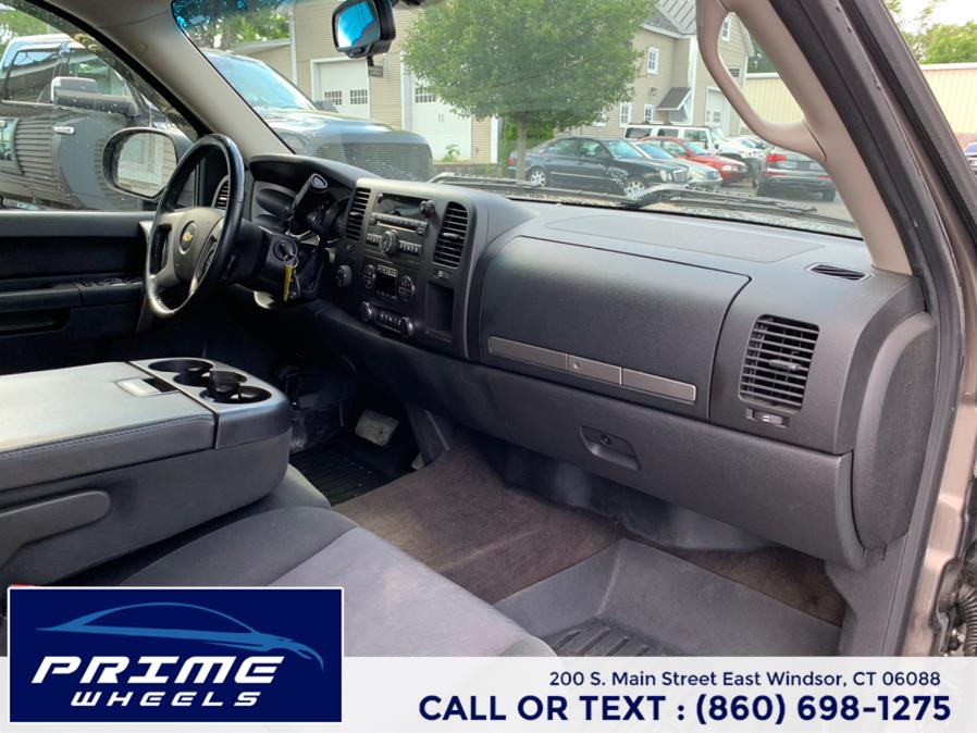 2013 Chevrolet Silverado 1500 4WD Crew Cab 143.5" LT, available for sale in East Windsor, Connecticut | Prime Wheels. East Windsor, Connecticut 2013 Chevrolet Silverado 1500 4WD Crew Cab 143.5" LT, available for sale in East Windsor, Connecticut | Prime Wheels. East Windsor, Connecticut