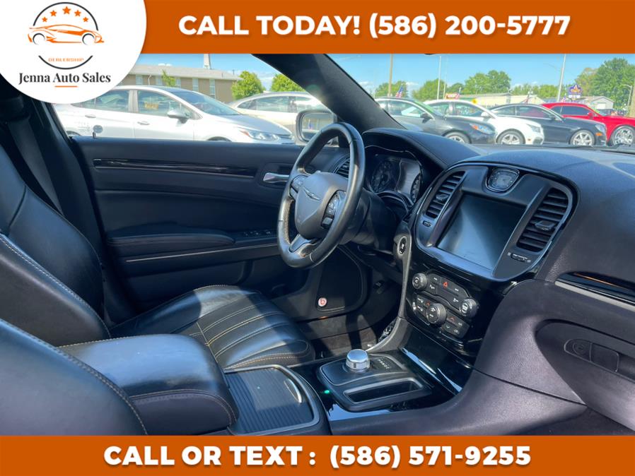 Used Chrysler 300 4dr Sdn 300S Alloy Edition AWD 2016 | Jenna Auto Sale Inc. Roseville, Michigan Used Chrysler 300 4dr Sdn 300S Alloy Edition AWD 2016 | Jenna Auto Sale Inc. Roseville, Michigan