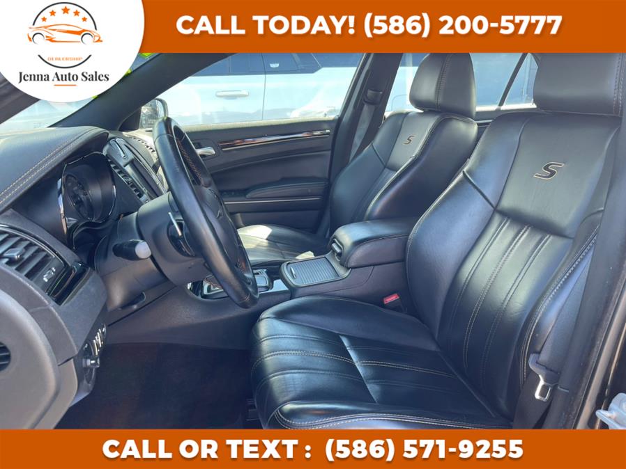 Used Chrysler 300 4dr Sdn 300S Alloy Edition AWD 2016 | Jenna Auto Sale Inc. Roseville, Michigan Used Chrysler 300 4dr Sdn 300S Alloy Edition AWD 2016 | Jenna Auto Sale Inc. Roseville, Michigan