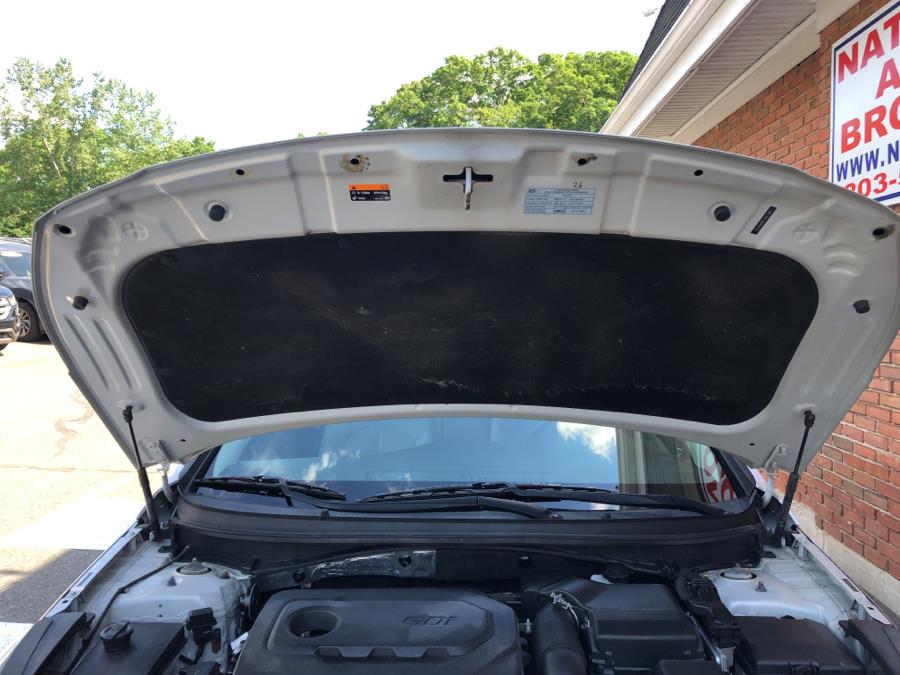 2017 Hyundai Sonata Sport 2.4L PZEV Sport, available for sale in Waterbury, Connecticut | National Auto Brokers, Inc.. Waterbury, Connecticut 2017 Hyundai Sonata Sport 2.4L PZEV Sport, available for sale in Waterbury, Connecticut | National Auto Brokers, Inc.. Waterbury, Connecticut