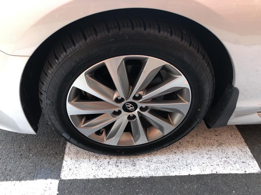 2017 Hyundai Sonata Sport 2.4L PZEV Sport, available for sale in Waterbury, Connecticut | National Auto Brokers, Inc.. Waterbury, Connecticut 2017 Hyundai Sonata Sport 2.4L PZEV Sport, available for sale in Waterbury, Connecticut | National Auto Brokers, Inc.. Waterbury, Connecticut