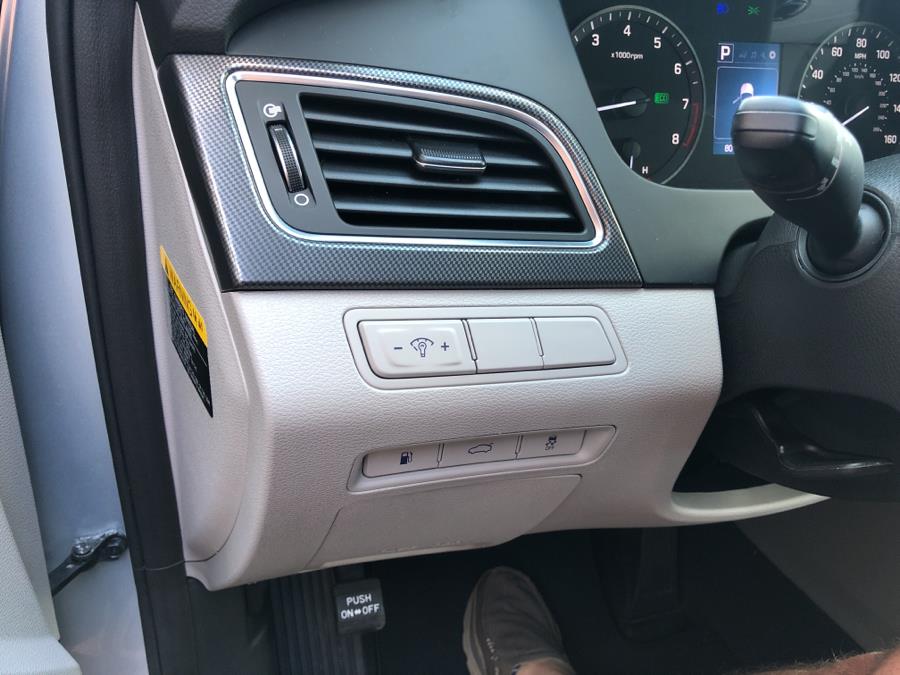 2017 Hyundai Sonata Sport 2.4L PZEV Sport, available for sale in Waterbury, Connecticut | National Auto Brokers, Inc.. Waterbury, Connecticut 2017 Hyundai Sonata Sport 2.4L PZEV Sport, available for sale in Waterbury, Connecticut | National Auto Brokers, Inc.. Waterbury, Connecticut