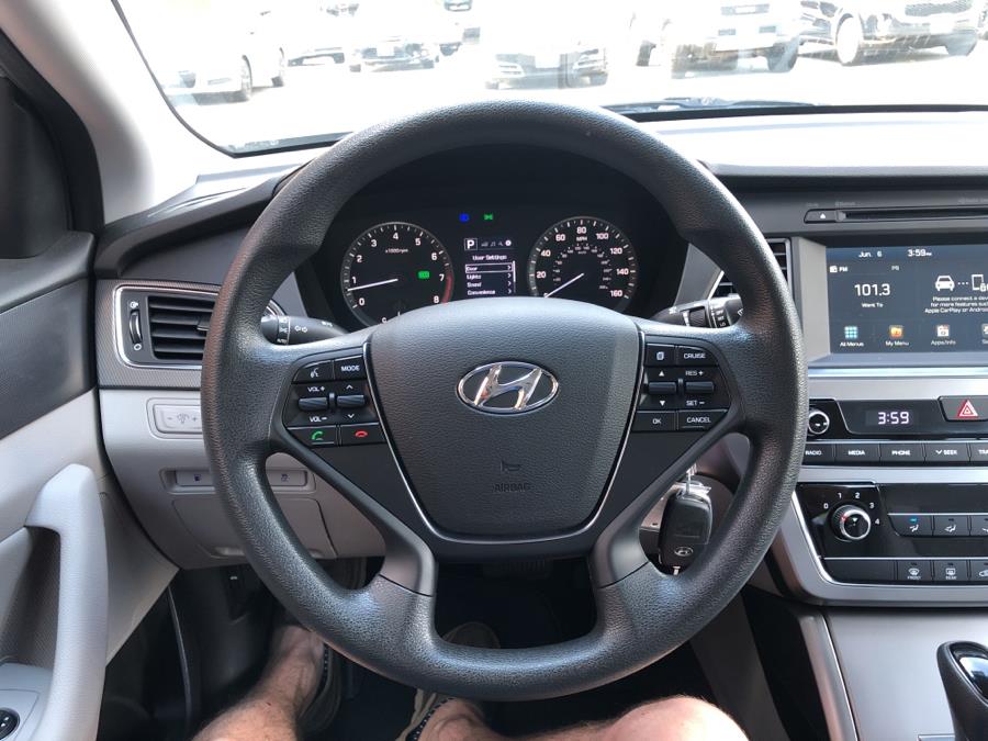 2017 Hyundai Sonata Sport 2.4L PZEV Sport, available for sale in Waterbury, Connecticut | National Auto Brokers, Inc.. Waterbury, Connecticut 2017 Hyundai Sonata Sport 2.4L PZEV Sport, available for sale in Waterbury, Connecticut | National Auto Brokers, Inc.. Waterbury, Connecticut