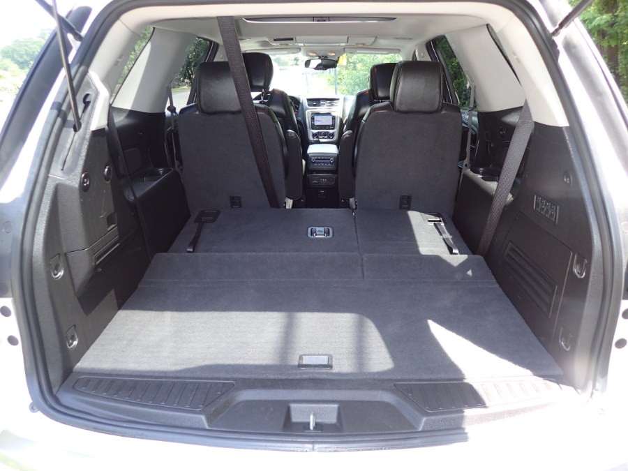 Used GMC Acadia AWD 4dr Denali 2015 | Eagleville Motors. Storrs, Connecticut Used GMC Acadia AWD 4dr Denali 2015 | Eagleville Motors. Storrs, Connecticut