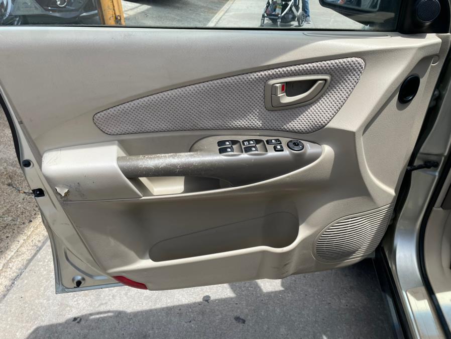 2007 Hyundai Tucson SE, available for sale in Jamaica, New York | Sylhet Motors Inc.. Jamaica, New York 2007 Hyundai Tucson SE, available for sale in Jamaica, New York | Sylhet Motors Inc.. Jamaica, New York