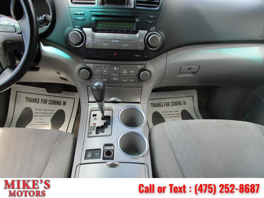 2008 Toyota Highlander 4WD 4dr Sport, available for sale in Stratford, Connecticut | Mike's Motors LLC. Stratford, Connecticut 2008 Toyota Highlander 4WD 4dr Sport, available for sale in Stratford, Connecticut | Mike's Motors LLC. Stratford, Connecticut