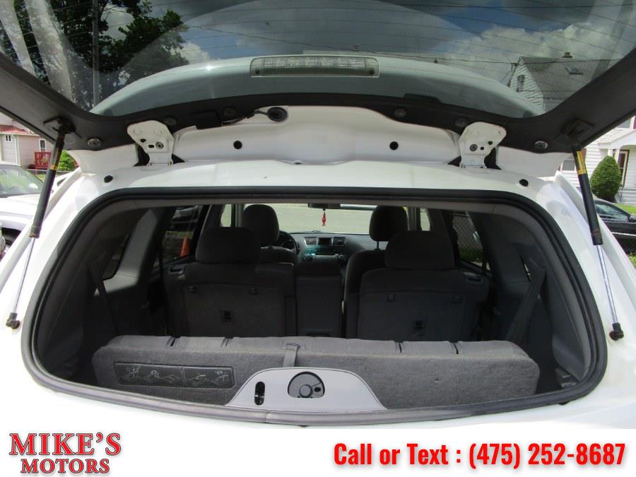 2008 Toyota Highlander 4WD 4dr Sport, available for sale in Stratford, Connecticut | Mike's Motors LLC. Stratford, Connecticut 2008 Toyota Highlander 4WD 4dr Sport, available for sale in Stratford, Connecticut | Mike's Motors LLC. Stratford, Connecticut