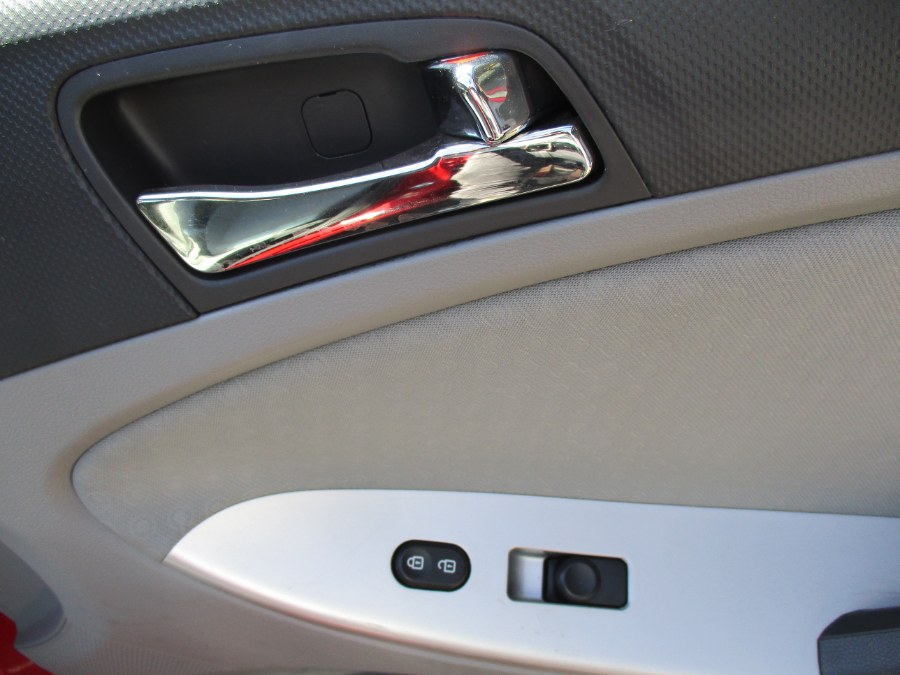 2012 Hyundai Accent SE, available for sale in Meriden, Connecticut | Cos Central Auto. Meriden, Connecticut 2012 Hyundai Accent SE, available for sale in Meriden, Connecticut | Cos Central Auto. Meriden, Connecticut