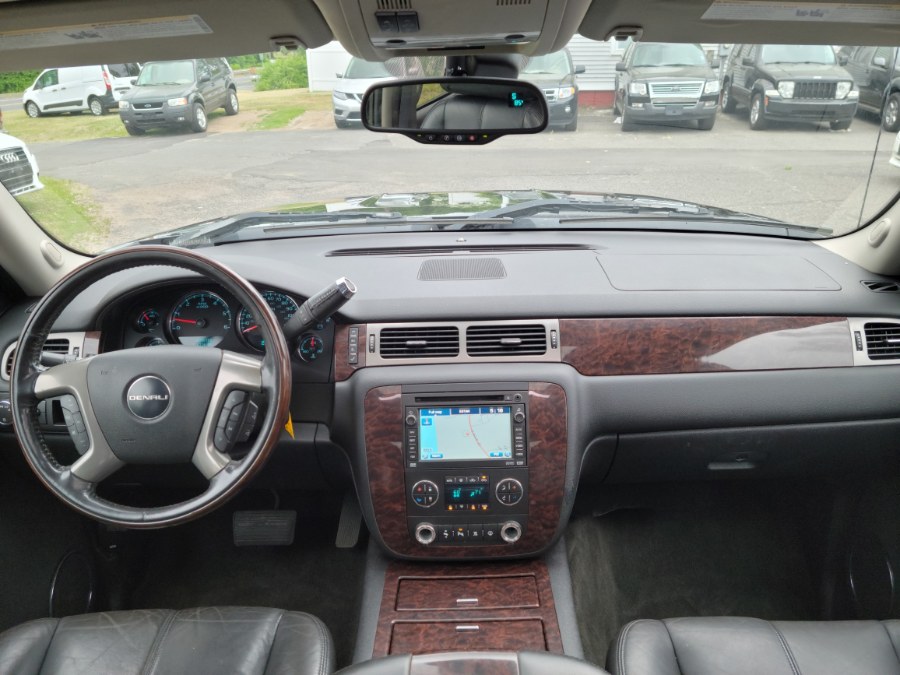 Used GMC Sierra Denali AWD Crew Cab 143.5"Leather Roof DVD Navi LOADED 2008 | Toro Auto. East Windsor, Connecticut Used GMC Sierra Denali AWD Crew Cab 143.5"Leather Roof DVD Navi LOADED 2008 | Toro Auto. East Windsor, Connecticut