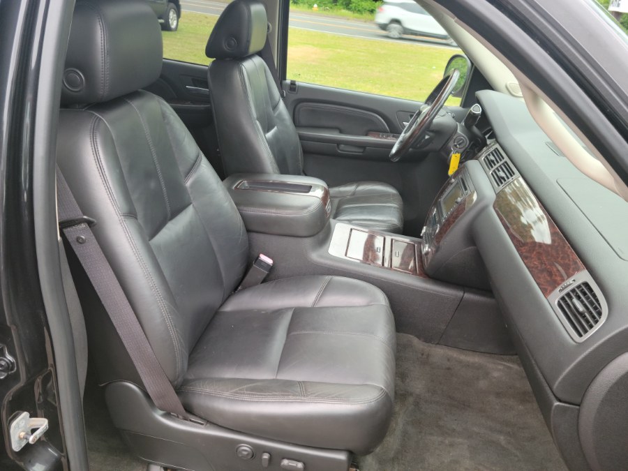 Used GMC Sierra Denali AWD Crew Cab 143.5"Leather Roof DVD Navi LOADED 2008 | Toro Auto. East Windsor, Connecticut Used GMC Sierra Denali AWD Crew Cab 143.5"Leather Roof DVD Navi LOADED 2008 | Toro Auto. East Windsor, Connecticut