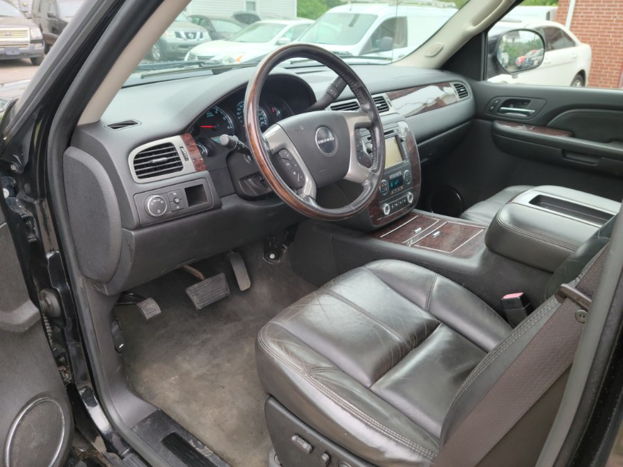 Used GMC Sierra Denali AWD Crew Cab 143.5"Leather Roof DVD Navi LOADED 2008 | Toro Auto. East Windsor, Connecticut Used GMC Sierra Denali AWD Crew Cab 143.5"Leather Roof DVD Navi LOADED 2008 | Toro Auto. East Windsor, Connecticut