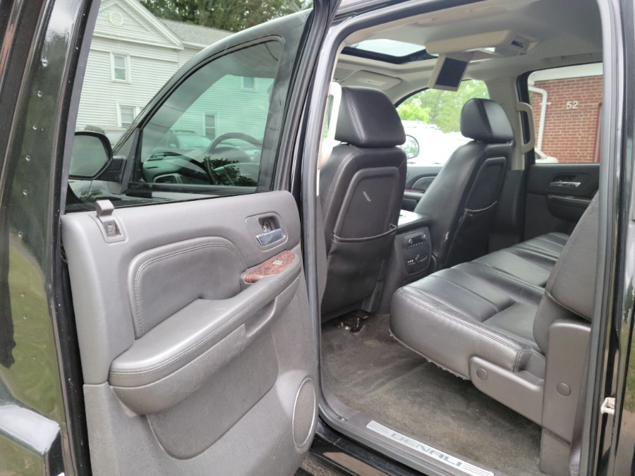 Used GMC Sierra Denali AWD Crew Cab 143.5"Leather Roof DVD Navi LOADED 2008 | Toro Auto. East Windsor, Connecticut Used GMC Sierra Denali AWD Crew Cab 143.5"Leather Roof DVD Navi LOADED 2008 | Toro Auto. East Windsor, Connecticut