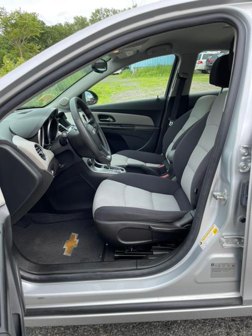 Used Chevrolet Cruze 4dr Sdn Auto LS 2013 | New Beginning Auto Service Inc . Ashland , Massachusetts Used Chevrolet Cruze 4dr Sdn Auto LS 2013 | New Beginning Auto Service Inc . Ashland , Massachusetts