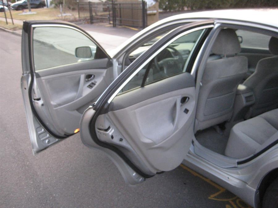 2009 Toyota Camry LE 4dr Sedan 5A, available for sale in Massapequa, New York | Rite Choice Auto Inc.. Massapequa, New York 2009 Toyota Camry LE 4dr Sedan 5A, available for sale in Massapequa, New York | Rite Choice Auto Inc.. Massapequa, New York