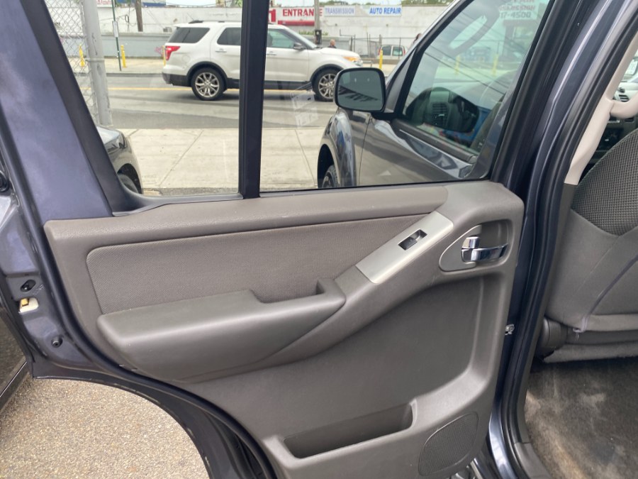 Used Nissan Pathfinder 4WD 4dr V6 SE 2010 | Middle Village Motors . Middle Village, New York Used Nissan Pathfinder 4WD 4dr V6 SE 2010 | Middle Village Motors . Middle Village, New York