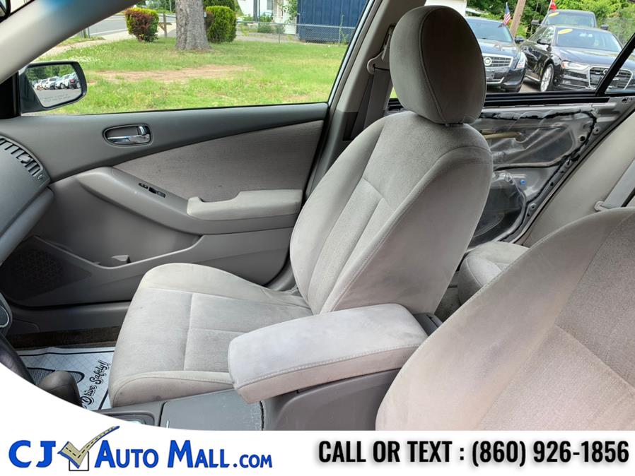 2010 Nissan Altima 4dr Sdn I4 CVT 2.5 S, available for sale in Bristol, Connecticut | CJ Auto Mall. Bristol, Connecticut 2010 Nissan Altima 4dr Sdn I4 CVT 2.5 S, available for sale in Bristol, Connecticut | CJ Auto Mall. Bristol, Connecticut